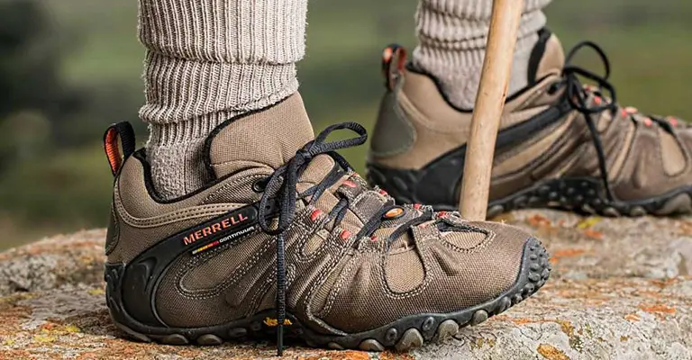 Best Hiking Shoes For Wide Feet